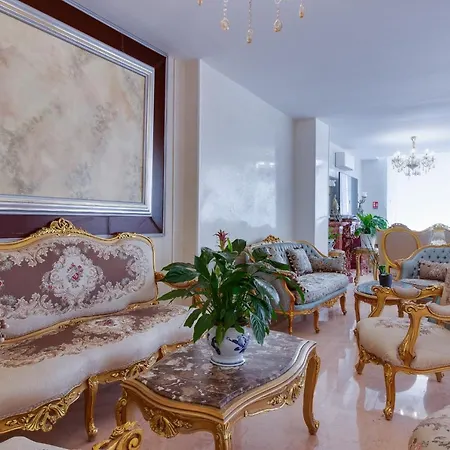 Royal Paris 호텔 3*