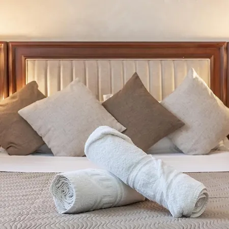 Royal Paris 3*