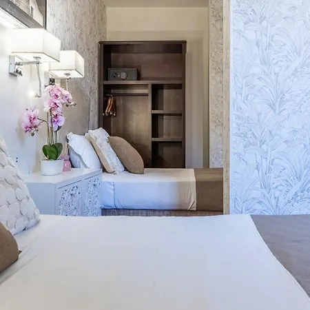 Royal Paris Отель 3*