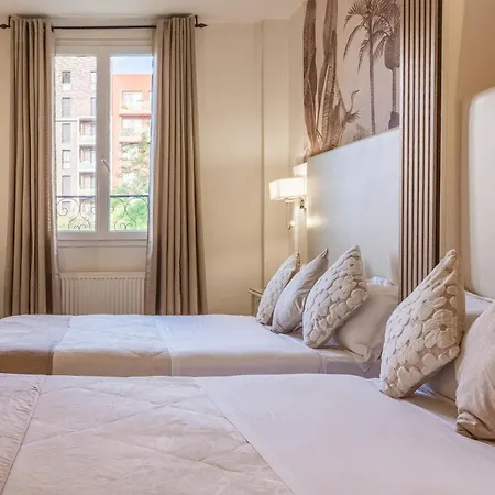 Отель Royal Paris 3*