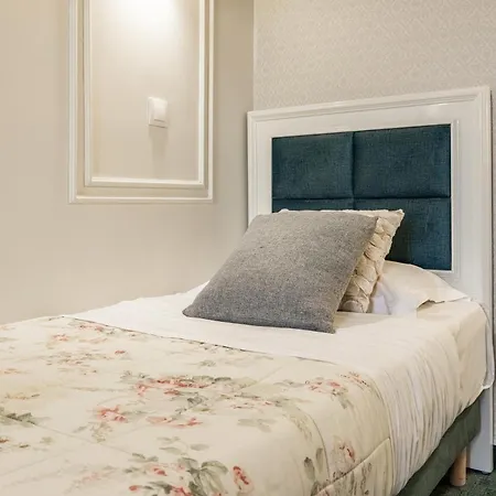 Royal Paris 3*