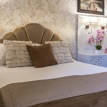 Royal Paris Отель