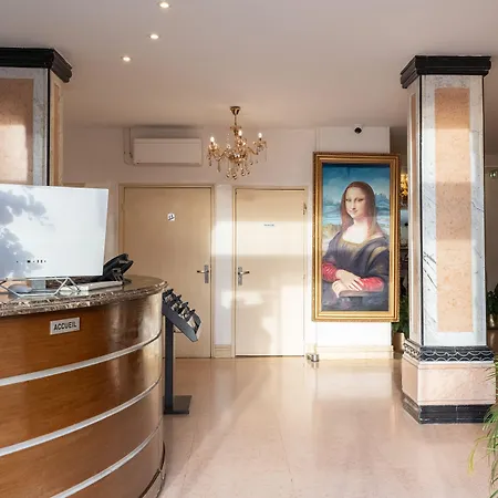 מלון Royal Paris 3*